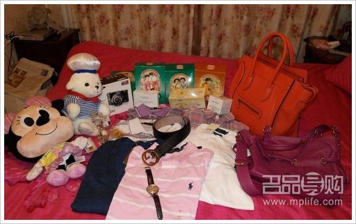 HK逛两园+暴走购物CELINE等+百老汇买数码产品