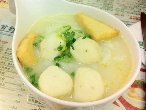 香港翠华茶餐厅,感受港剧经典美食