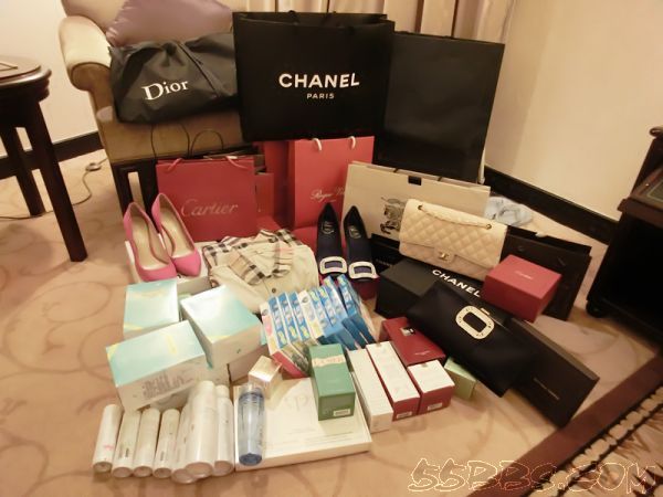 6月香港小购chanel ，cartier，dior