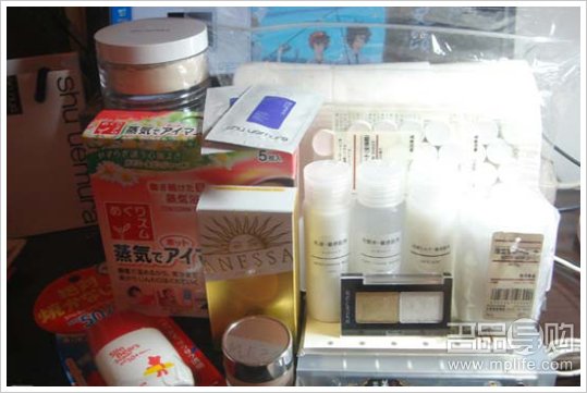 香港败 MUJI 植村秀等化妆品~