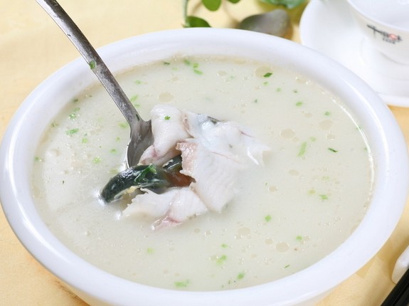 誉居港式餐饮！地道香港味