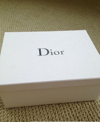 五彩缤纷迎接寒冬：Lady Dior, Hermes, Ferragamo