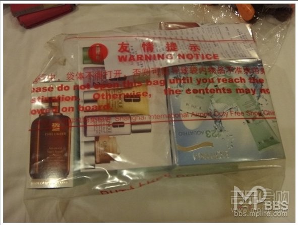 香港败金11盒另收白菜三叶草