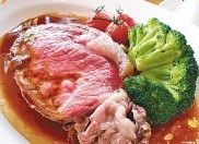 神级食评人突击5星酒店饭堂