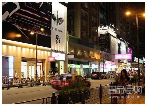 学生穷游香港探访人气茶餐厅
