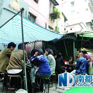 香港大排档仅剩26家 政府修法抢救