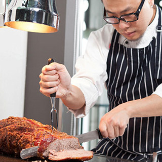 香港美食推介：来Watermark体验完美周末自助餐！