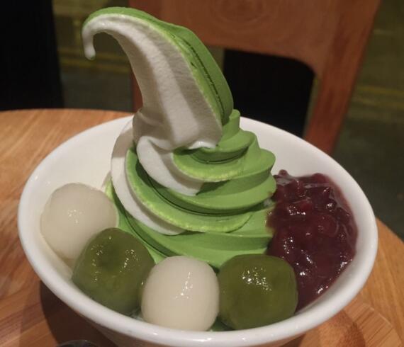 香港美食推介：红豆白玉抹茶牛奶雪糕