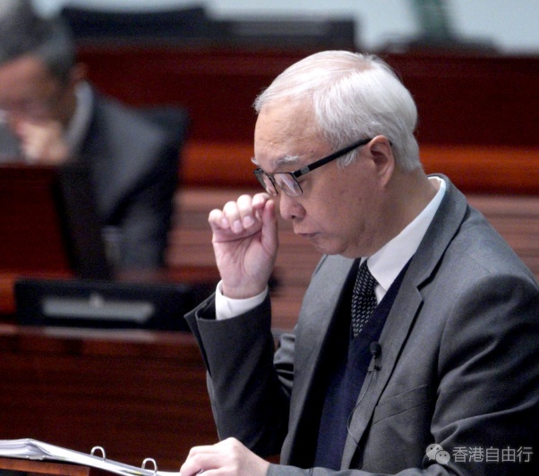 谢展环：本港约9.3万新能源车　将加快推动政府车队转用电动车