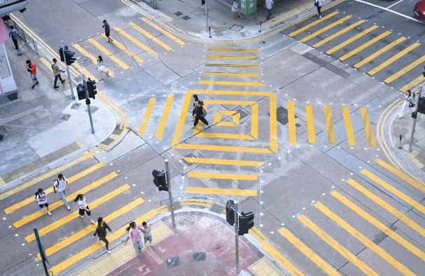 尖沙咀加拿分道与加连威老道设对角行人过路处　今日起启用